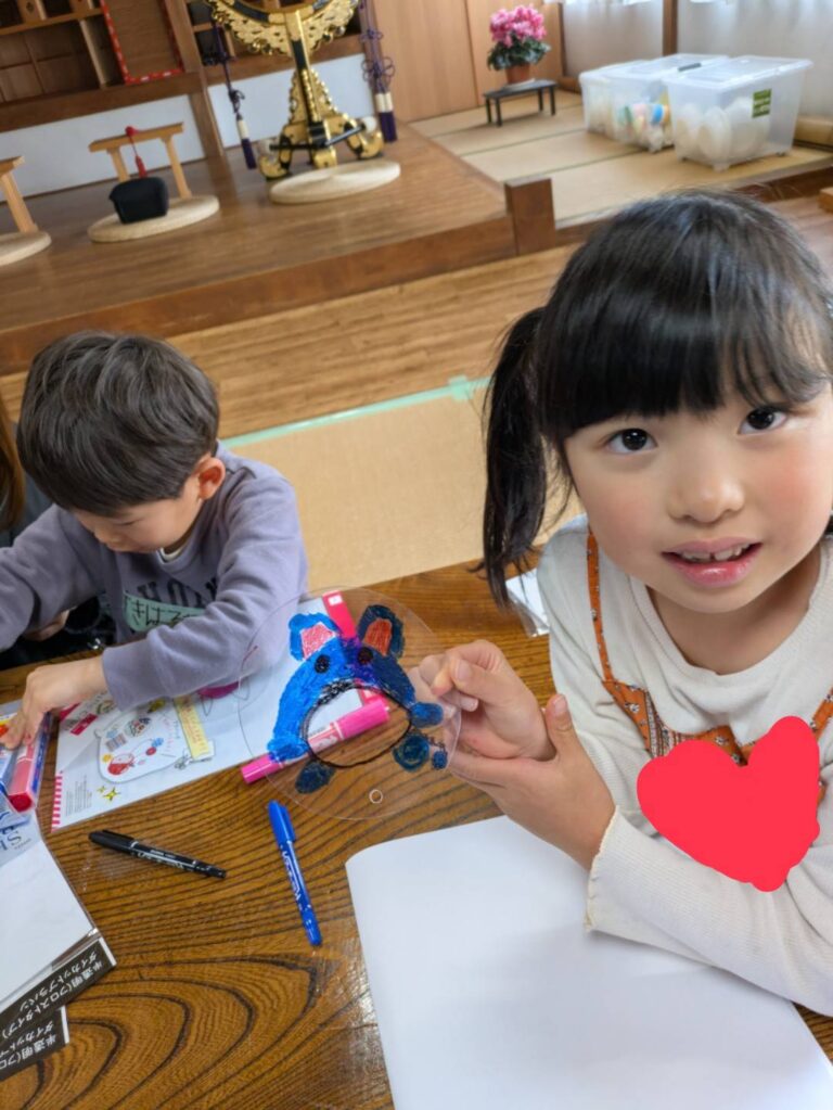 【2026年3月】富士市の子ども食堂「うちっち」活動報告フォトギャラリー​：オリジナルキーホルダー作り